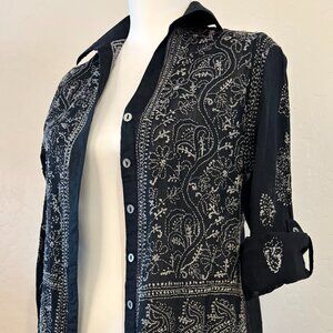 Soft Surroundings. Oversized Top. Black, White.